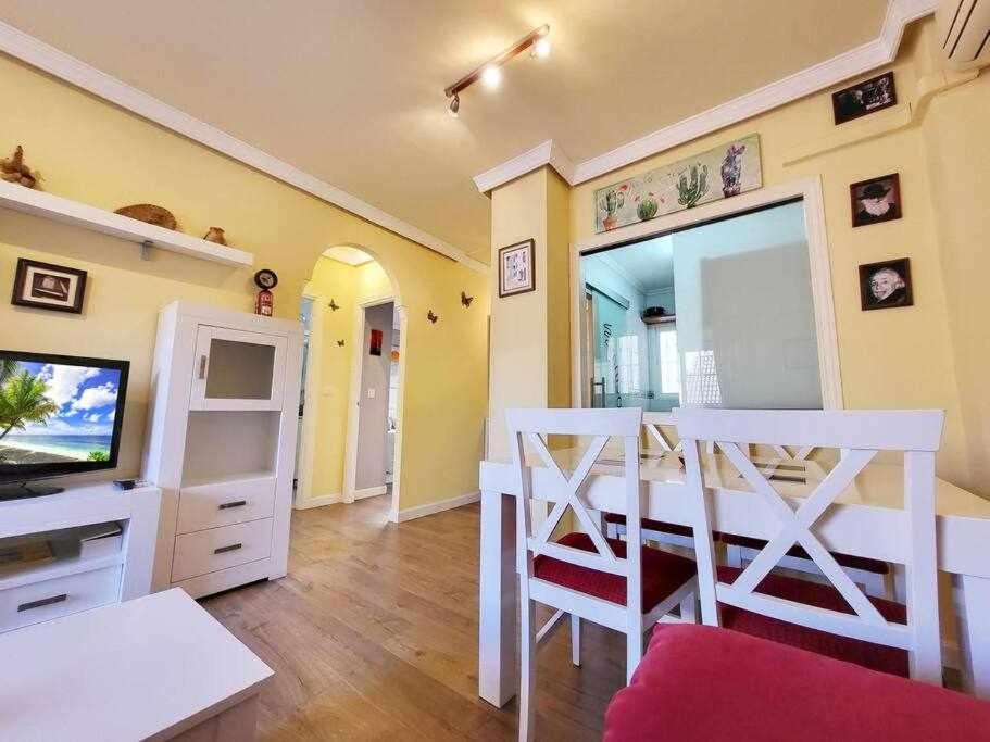 Boliches House Beach 200M Wifi Fuengirola Luaran gambar